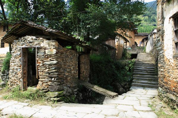 姜塢村 姜塢村