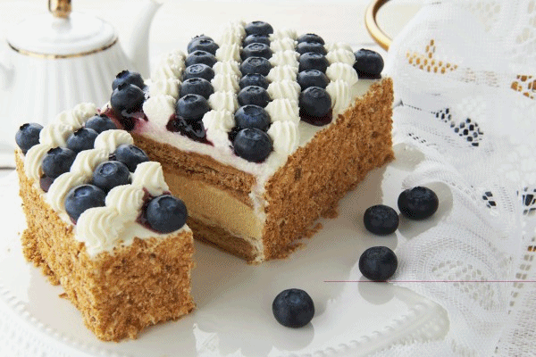 藍莓輕乳拿破崙蛋糕