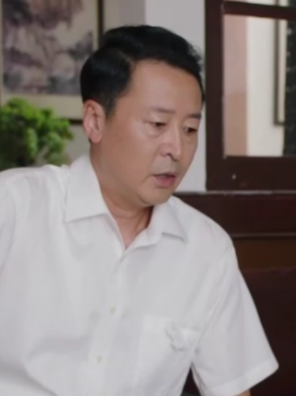 劉知謙(當代都市劇《燦爛的季節》中的角色) 劉知謙(當代都市劇《燦爛的季節》中的角色)