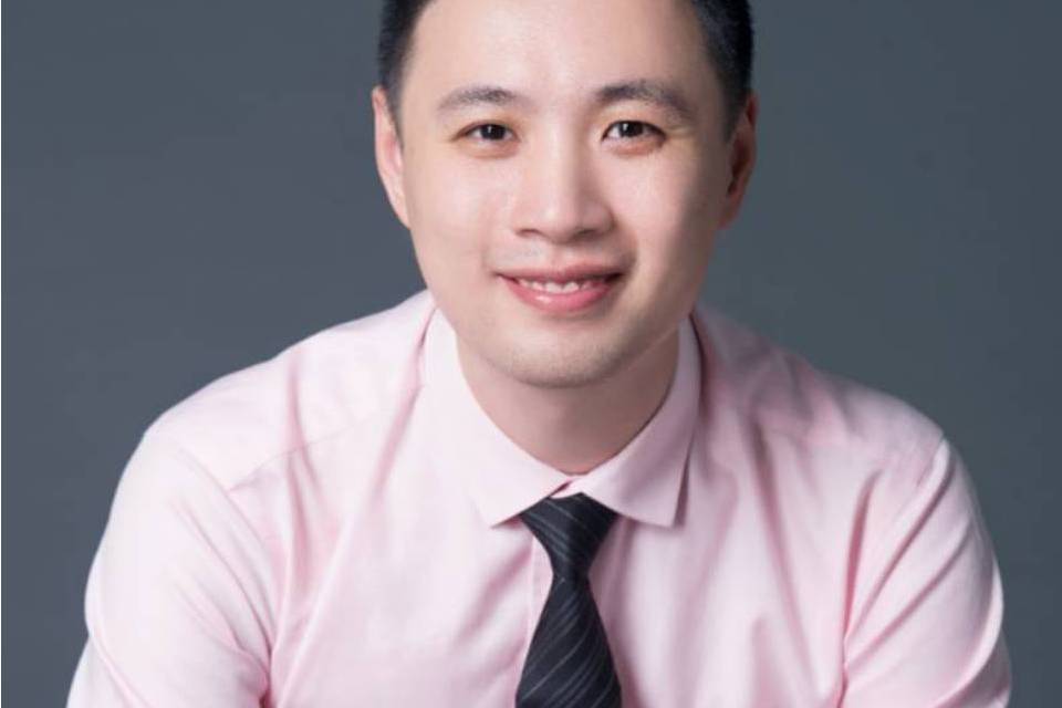 周育薪 周育薪