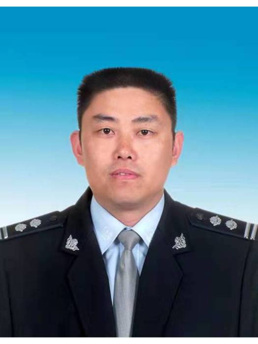 徐強(山東省高密市綜合行政執法局黨組成員、副局長(保留正科級)) 徐強(山東省高密市綜合行政執法局黨組成員、副局長(保留正科級))