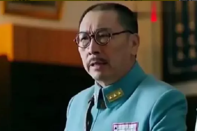 盧漢(電視劇《信者無敵》中虛擬角色) 盧漢(電視劇《信者無敵》中虛擬角色)