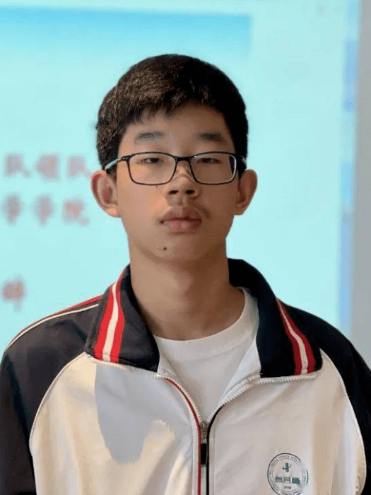 張志成(華中師範大學第一附屬中學高二學生) 張志成(華中師範大學第一附屬中學高二學生)