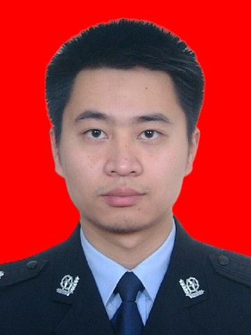 李星(湖南省湘鄉市公安局黨委委員、副局長) 李星(湖南省湘鄉市公安局黨委委員、副局長)