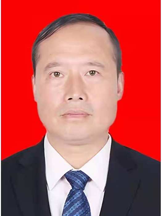 鄭勇(貴州省畢節市七星關區交通運輸局黨組成員) 鄭勇(貴州省畢節市七星關區交通運輸局黨組成員)