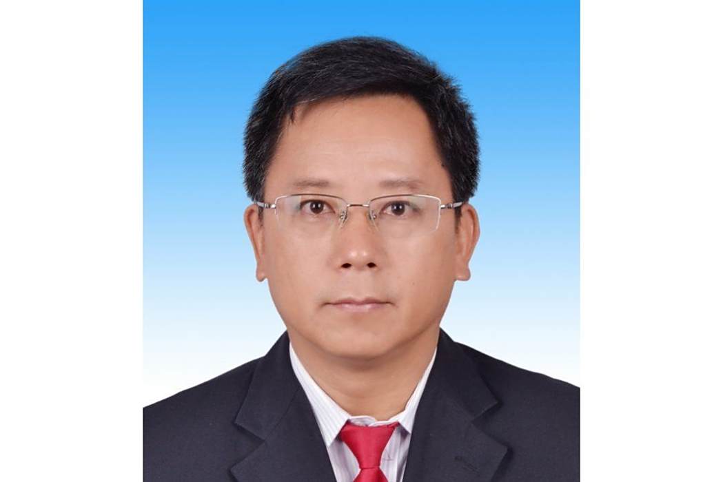 肖華(雲南省西雙版納州政協黨組成員、秘書長、機關黨組書記) 肖華(雲南省西雙版納州政協黨組成員、秘書長、機關黨組書記)