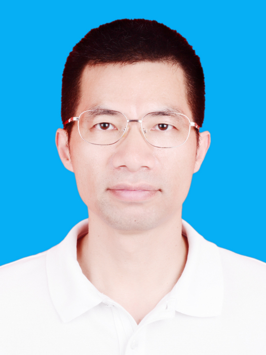 張錫泉(湖南省長沙市雨花區城市人居環境局黨組成員、副局長) 張錫泉(湖南省長沙市雨花區城市人居環境局黨組成員、副局長)
