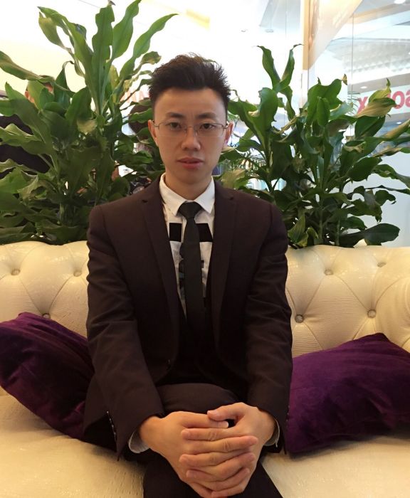陸啟瑞(足布創始人) 陸啟瑞(足布創始人)