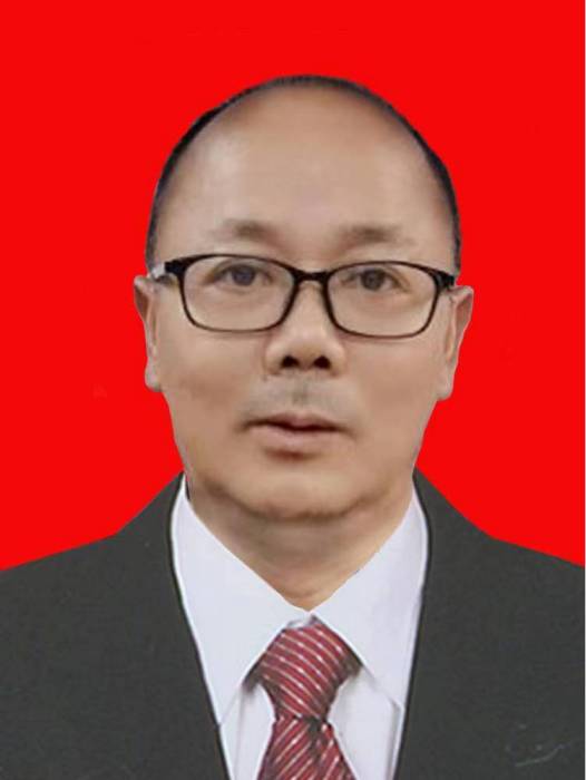 黃鋒(湖南省湘西土家族苗族自治州古丈縣審計局黨組成員、副局長) 黃鋒(湖南省湘西土家族苗族自治州古丈縣審計局黨組成員、副局長)
