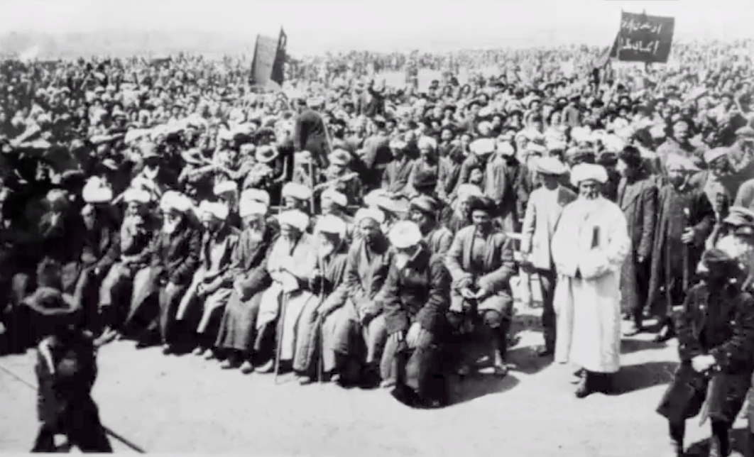 1933年11月12日成立的東突厥斯坦伊斯蘭共和國