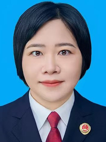 何君(廣西壯族自治區欽州市欽北區人民檢察院黨組書記、檢察長) 何君(廣西壯族自治區欽州市欽北區人民檢察院黨組書記、檢察長)