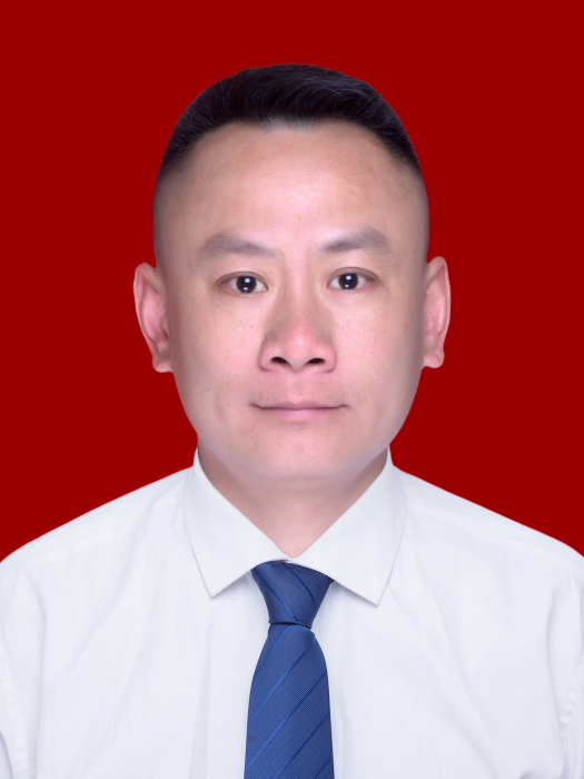 左丹(嶽麓區交通運輸局黨組成員、副局長) 左丹(嶽麓區交通運輸局黨組成員、副局長)