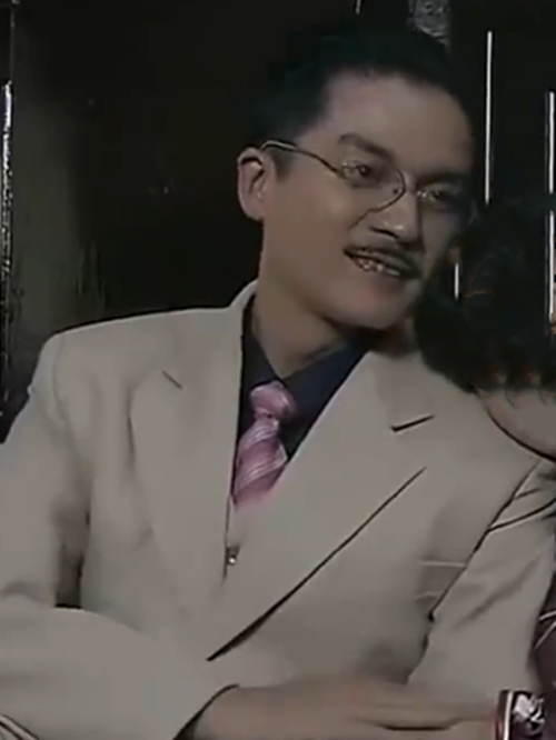 陸鳴(電視劇《秋霜》中的虛構角色) 陸鳴(電視劇《秋霜》中的虛構角色)