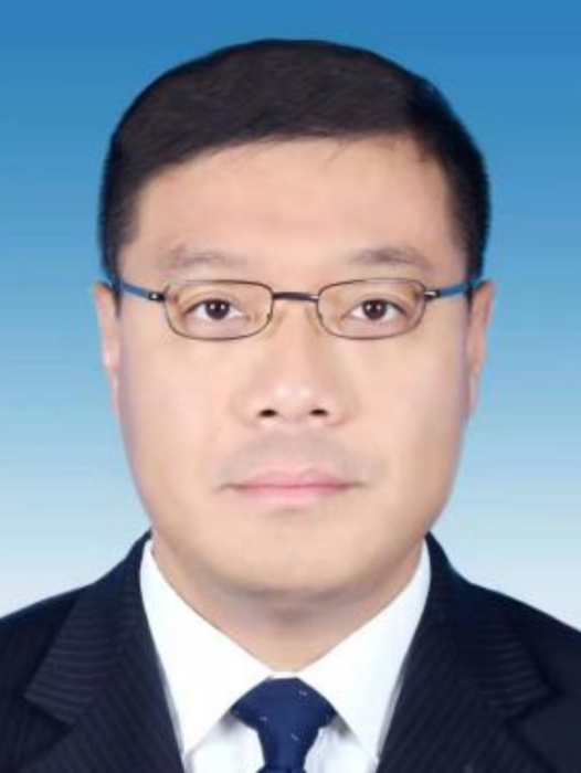 丁大偉(山東省泰安市泰山區行政審批服務局黨組副書記、局長) 丁大偉(山東省泰安市泰山區行政審批服務局黨組副書記、局長)