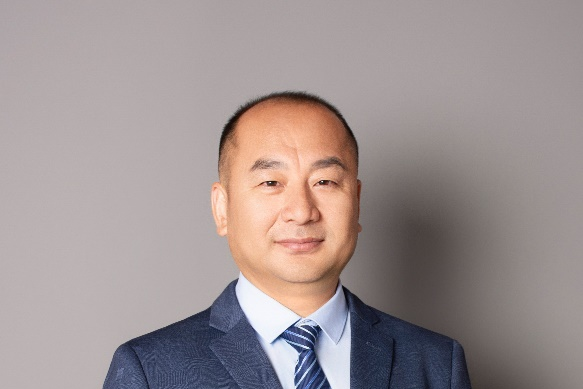 韓永生(第十三屆侯德榜化工科學技術獎“創新獎”得主、重慶大學化學化工學院院長) 韓永生(第十三屆侯德榜化工科學技術獎“創新獎”得主、重慶大學化學化工學院院長)