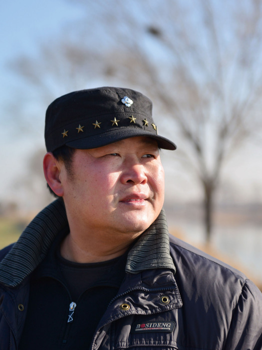 王靖中 王靖中