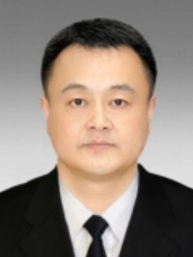 李季(遼寧省蓋州市審計局黨組書記、局長) 李季(遼寧省蓋州市審計局黨組書記、局長)