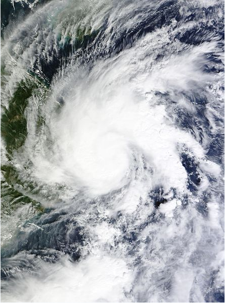 強熱帶風暴森拉克 衛星雲圖
