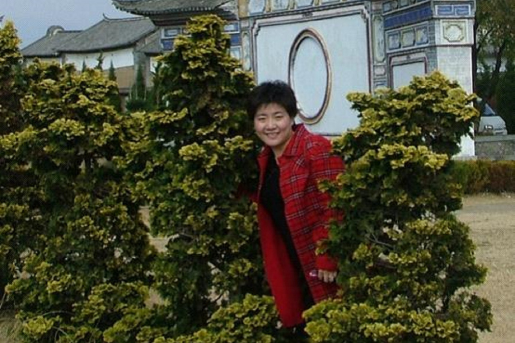 李霞(成都理工大學文法學院副教授) 李霞(成都理工大學文法學院副教授)