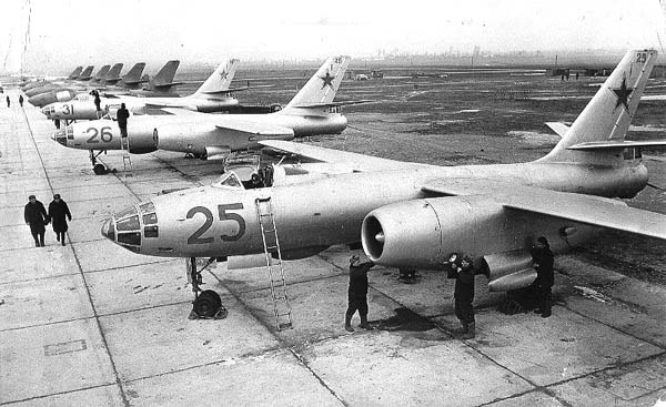 蘇軍伊爾-28機群