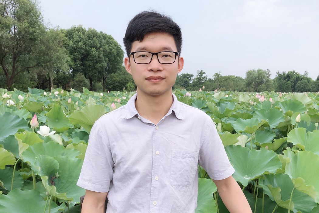 張圳(紹興文理學院蘭亭書法藝術學院教師) 張圳(紹興文理學院蘭亭書法藝術學院教師)