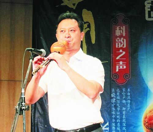 李春華(上海音樂學院葫蘆絲考級評審)