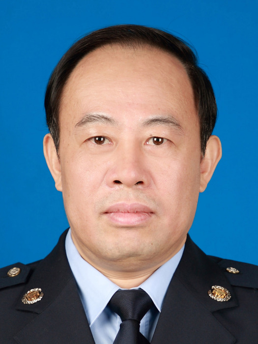 鄭俊傑(國家稅務總局潮州市潮安區稅務局副局長) 鄭俊傑(國家稅務總局潮州市潮安區稅務局副局長)