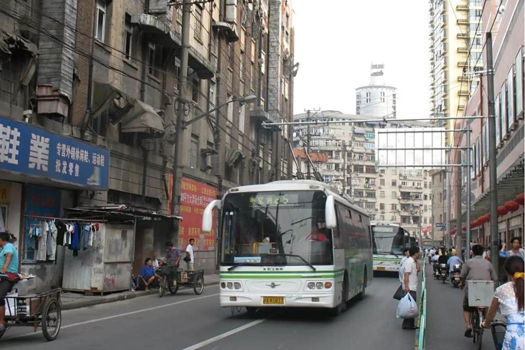 興亞三路 興亞三路