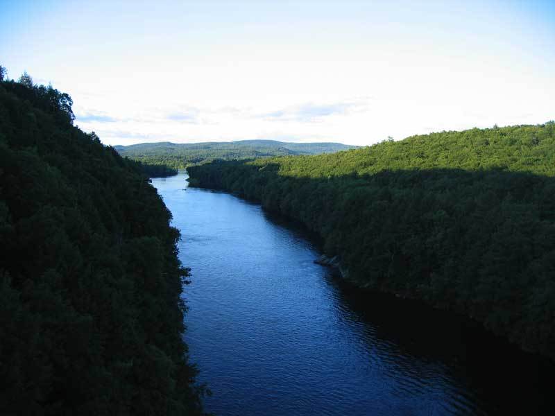 康乃狄克河(Connecticut River) 康乃狄克河(Connecticut River)