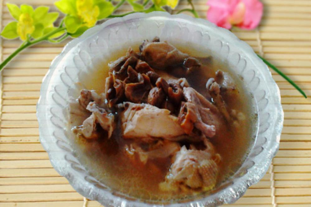 口蘑參雞湯 口蘑參雞湯