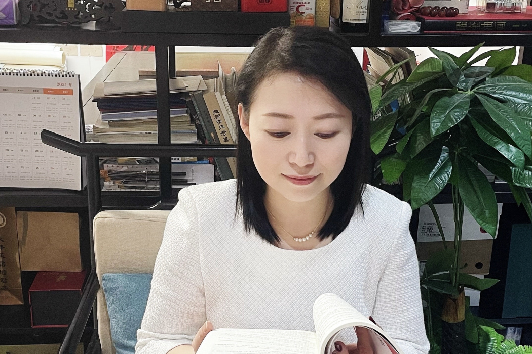 孫靜(中國美術家協會會員) 孫靜(中國美術家協會會員)