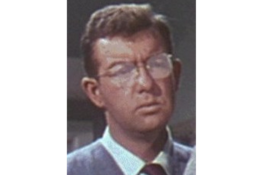 Robert Nichols Robert Nichols
