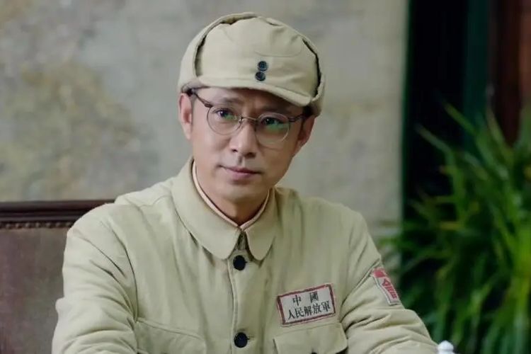 秦天明(電視劇《獵人》中人物) 秦天明(電視劇《獵人》中人物)