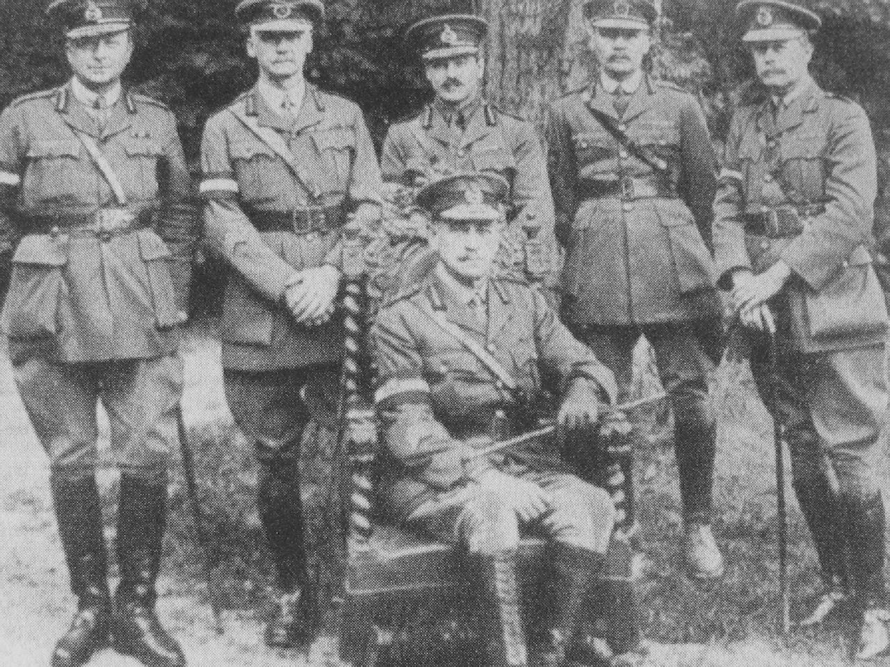 1918年5月31的Monash身著戎裝