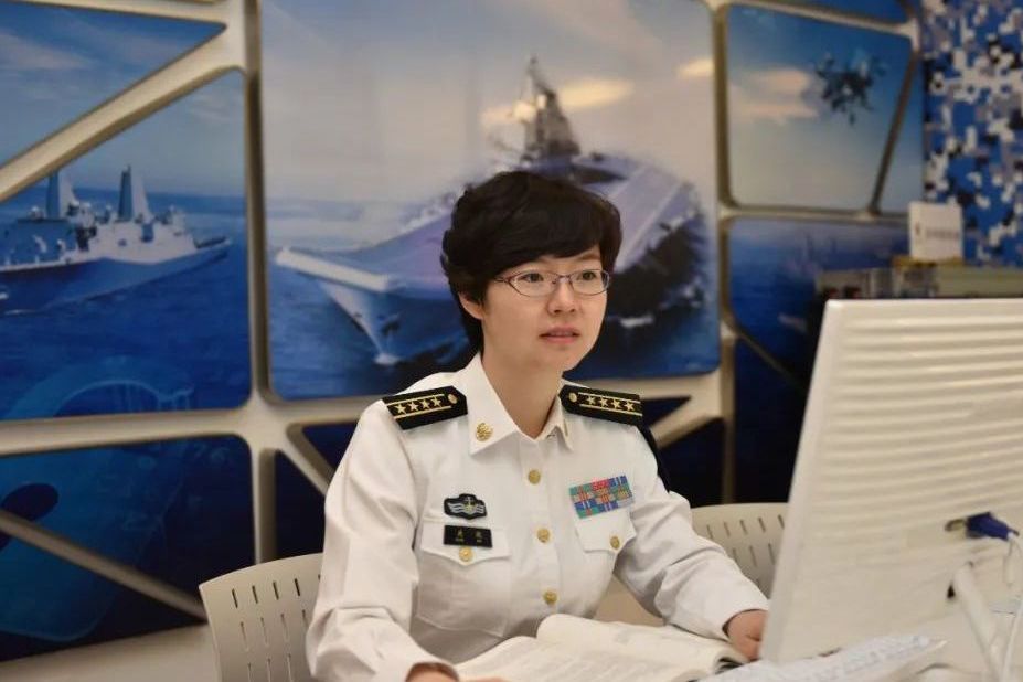 關欣(海軍航空大學某實驗室教授) 關欣(海軍航空大學某實驗室教授)
