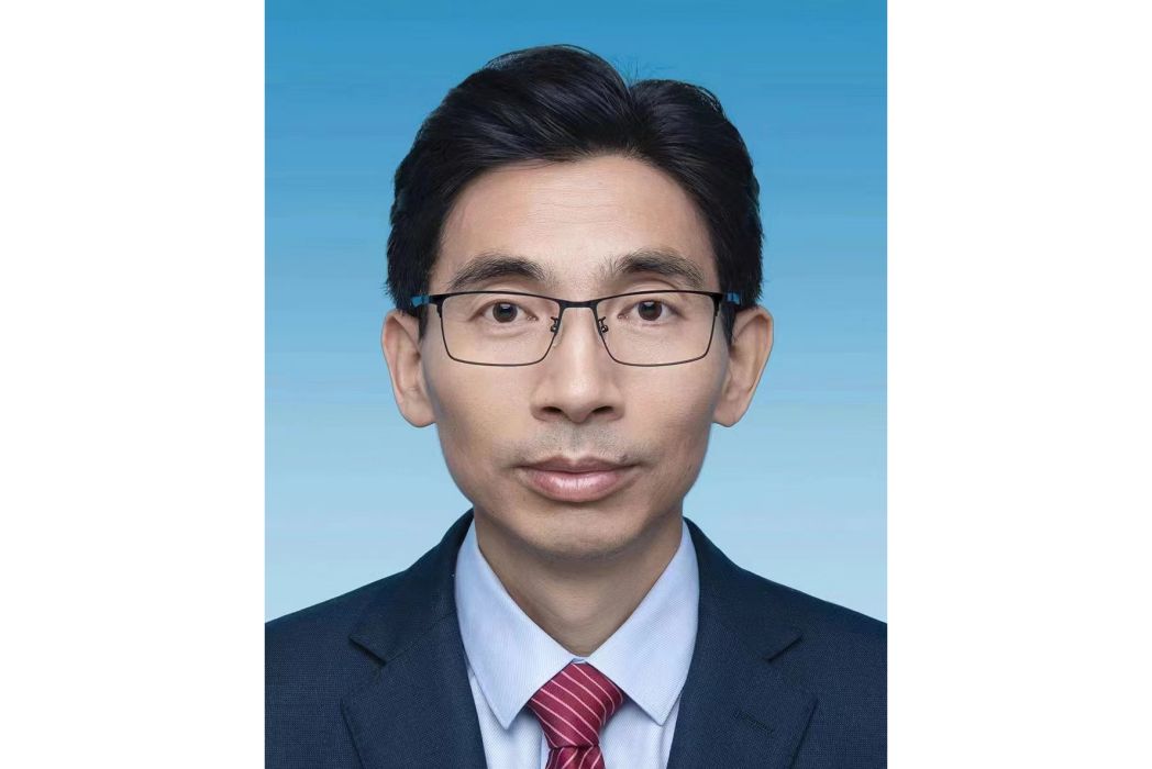 楊衛國(宿遷產業發展集團有限公司董事長、黨委書記) 楊衛國(宿遷產業發展集團有限公司董事長、黨委書記)