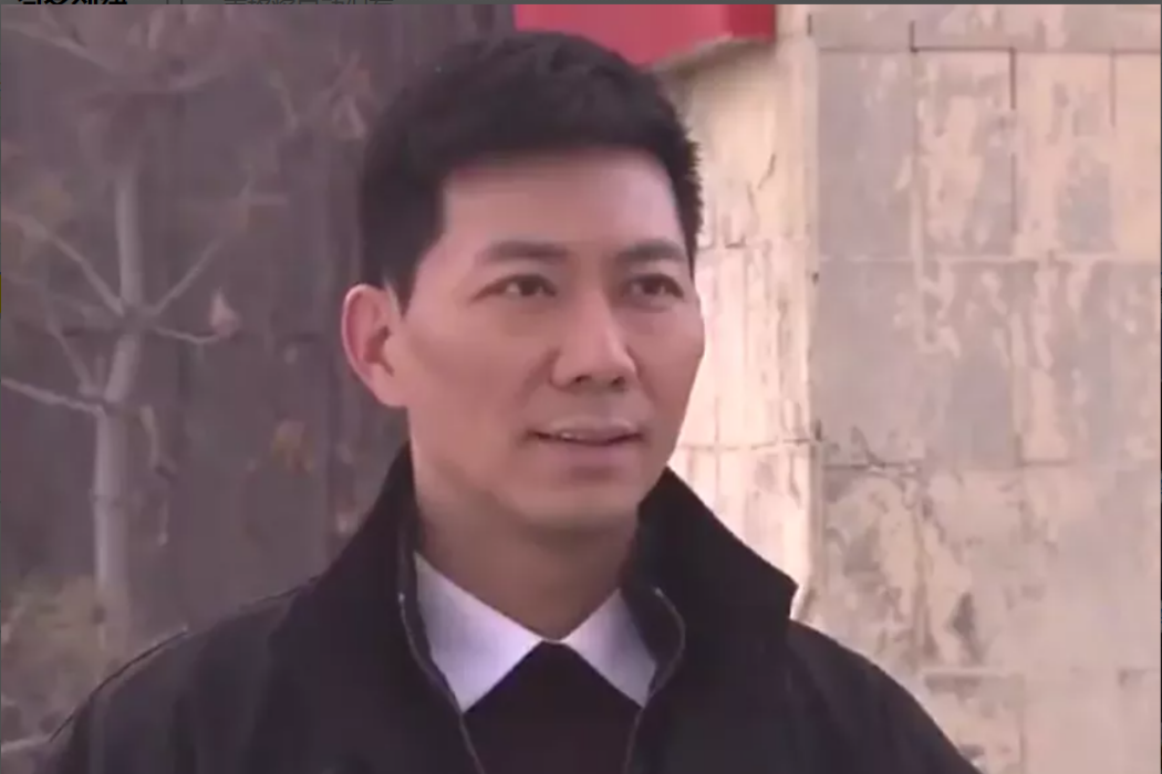 盧曉光(電視劇《二叔》中的男配角) 盧曉光(電視劇《二叔》中的男配角)