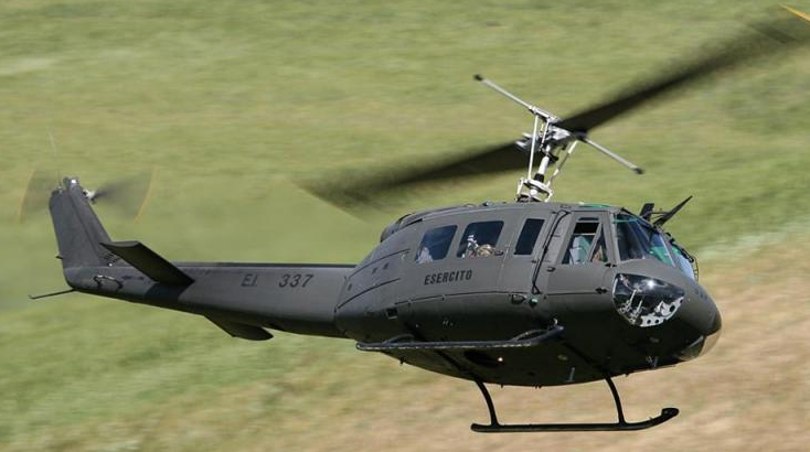 貝爾—205直升機