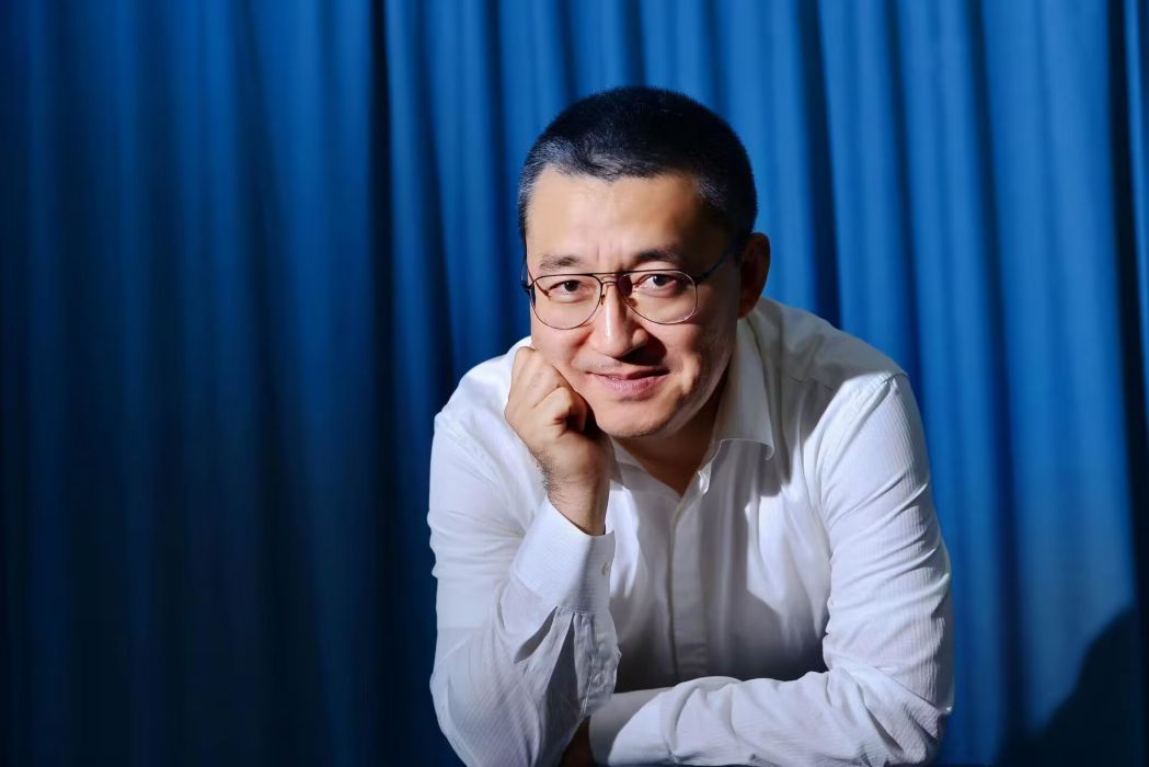 梁華(成都迅達光電有限公司董事兼總經理、慧示品牌創始人) 梁華(成都迅達光電有限公司董事兼總經理、慧示品牌創始人)