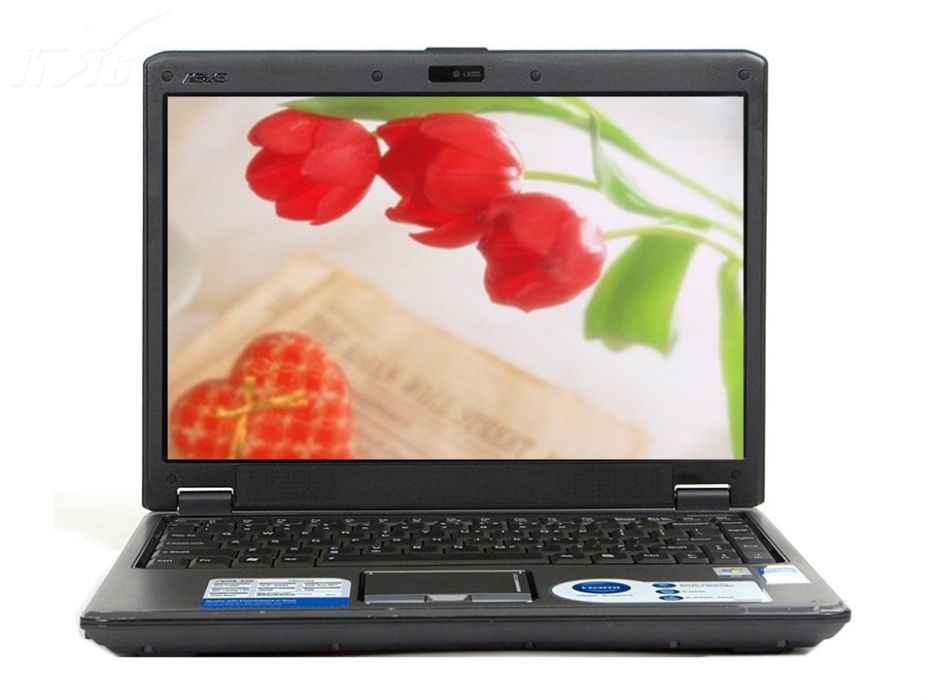 東芝QosmioF30(PQF32Q-00W002) 東芝QosmioF30(PQF32Q-00W002)