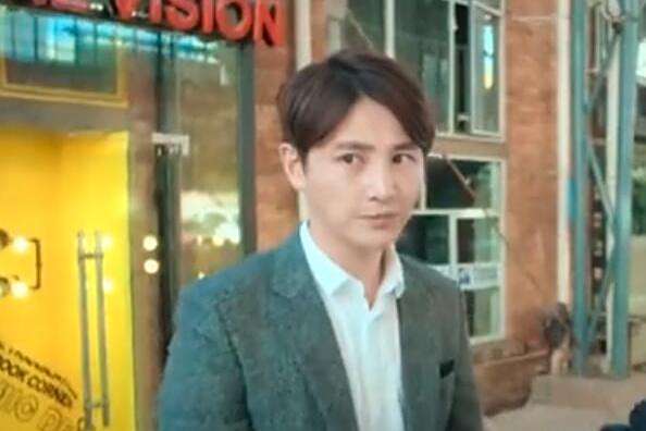 秦衛(電影《謊言大爆炸》中的角色) 秦衛(電影《謊言大爆炸》中的角色)