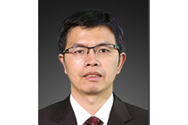 何青(淳中科技獨立董事) 何青(淳中科技獨立董事)