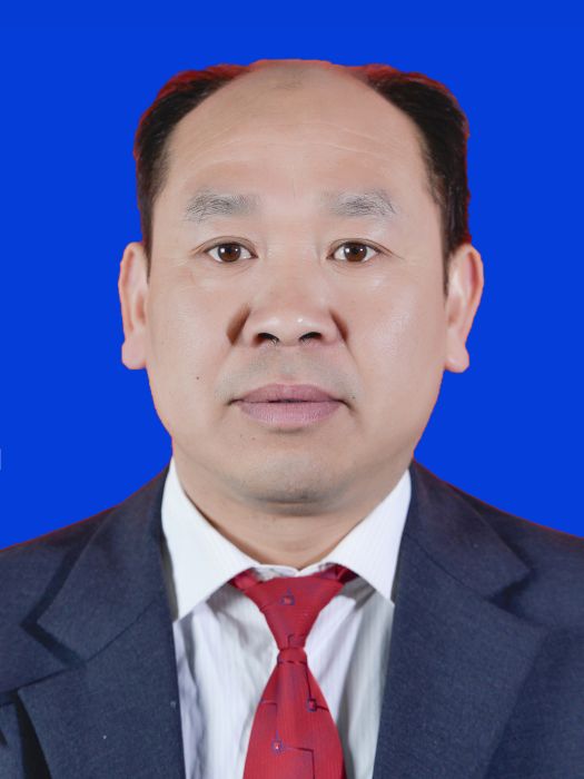 李小平(貴州省黔東南苗族侗族自治州黃平縣教育和科技局黨組成員、貴州省黃平民族中學校長) 李小平(貴州省黔東南苗族侗族自治州黃平縣教育和科技局黨組成員、貴州省黃平民族中學校長)