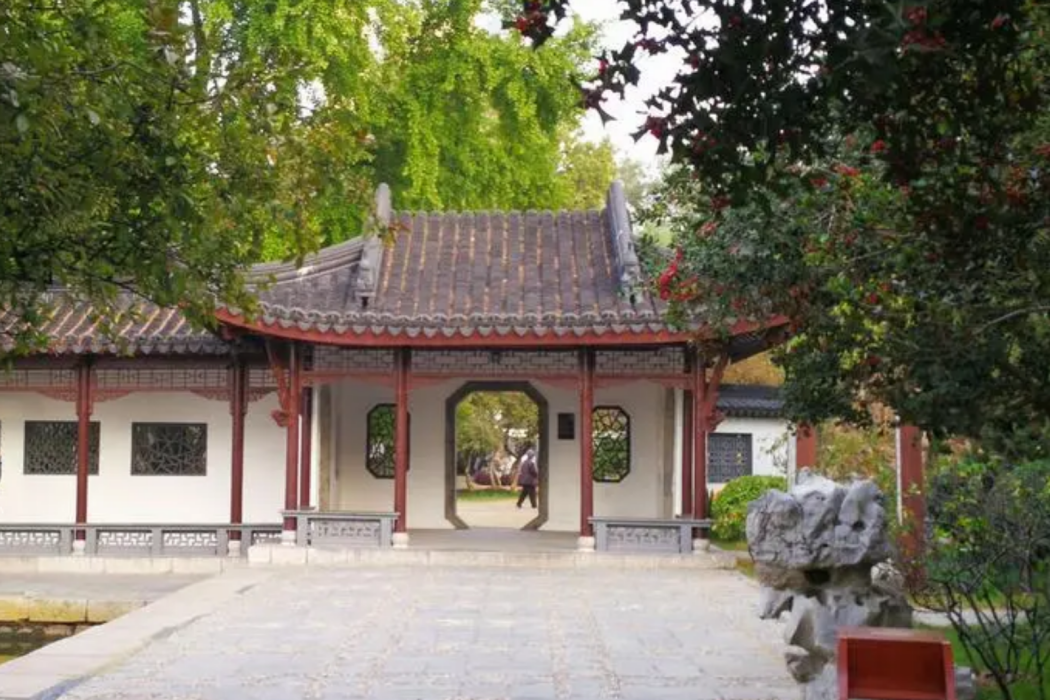 待渡亭(南京市莫愁湖公園內的景點) 待渡亭(南京市莫愁湖公園內的景點)