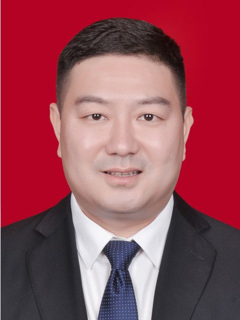 王昆(湖南省株洲市荷塘區人民政府黨組成員、副區長) 王昆(湖南省株洲市荷塘區人民政府黨組成員、副區長)