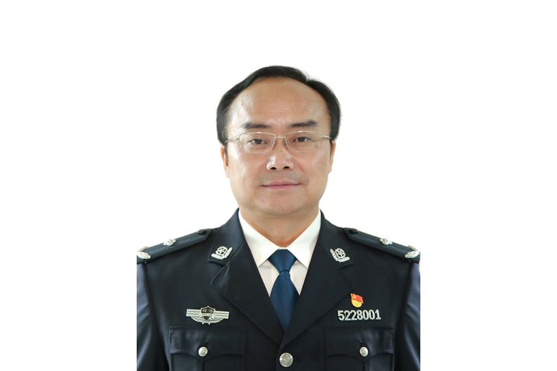 沈志江(貴州省凱里監獄一級高級警長、黨委書記、監獄長) 沈志江(貴州省凱里監獄一級高級警長、黨委書記、監獄長)