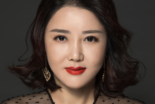 王金花(重慶美侖美奐整形美容醫院外科主任) 王金花(重慶美侖美奐整形美容醫院外科主任)