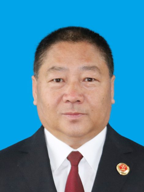 李會元(黑龍江省齊齊哈爾市富裕縣人民檢察院檢察委員會專職委員,員額檢察官) 李會元(黑龍江省齊齊哈爾市富裕縣人民檢察院檢察委員會專職委員,員額檢察官)