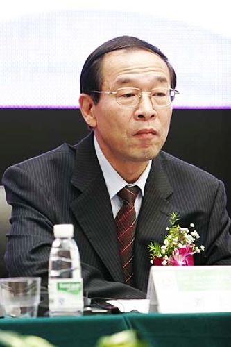 劉志峰(全國政協人口資源環境委員會副主任)