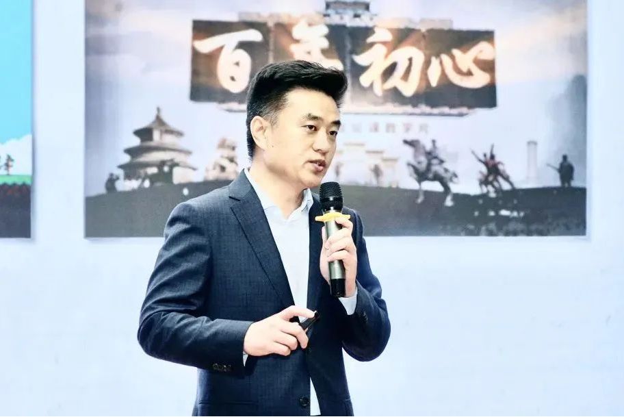張春景(北京盛世順景文化傳媒有限公司創始人、技術總監) 張春景(北京盛世順景文化傳媒有限公司創始人、技術總監)